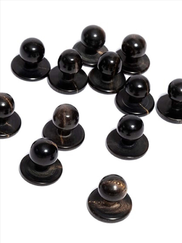 Ball buttons made of buffalo horn, black