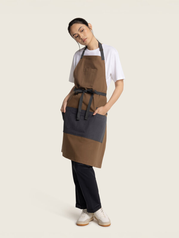 Bib apron long TERRA, brown